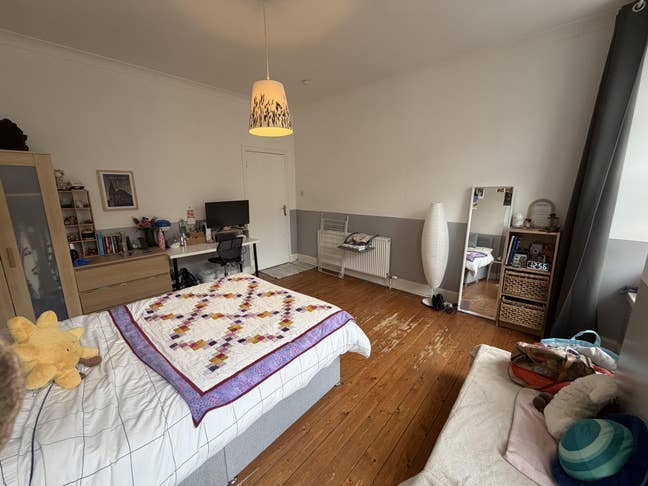 Students Only West End Double Rooms Main Photo