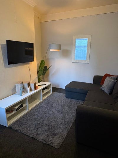 Double Private Rooms- Near NEC, Heartland Hospital Main Photo