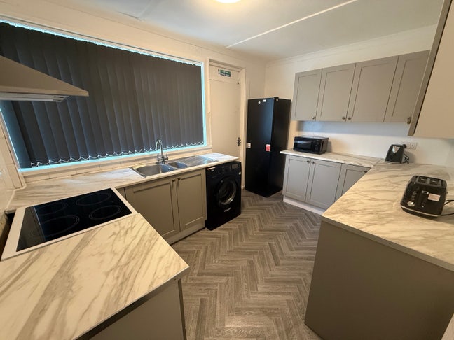 B26|Supported Accommodation|&pound;O Rent|&pound;O Bills Main Photo