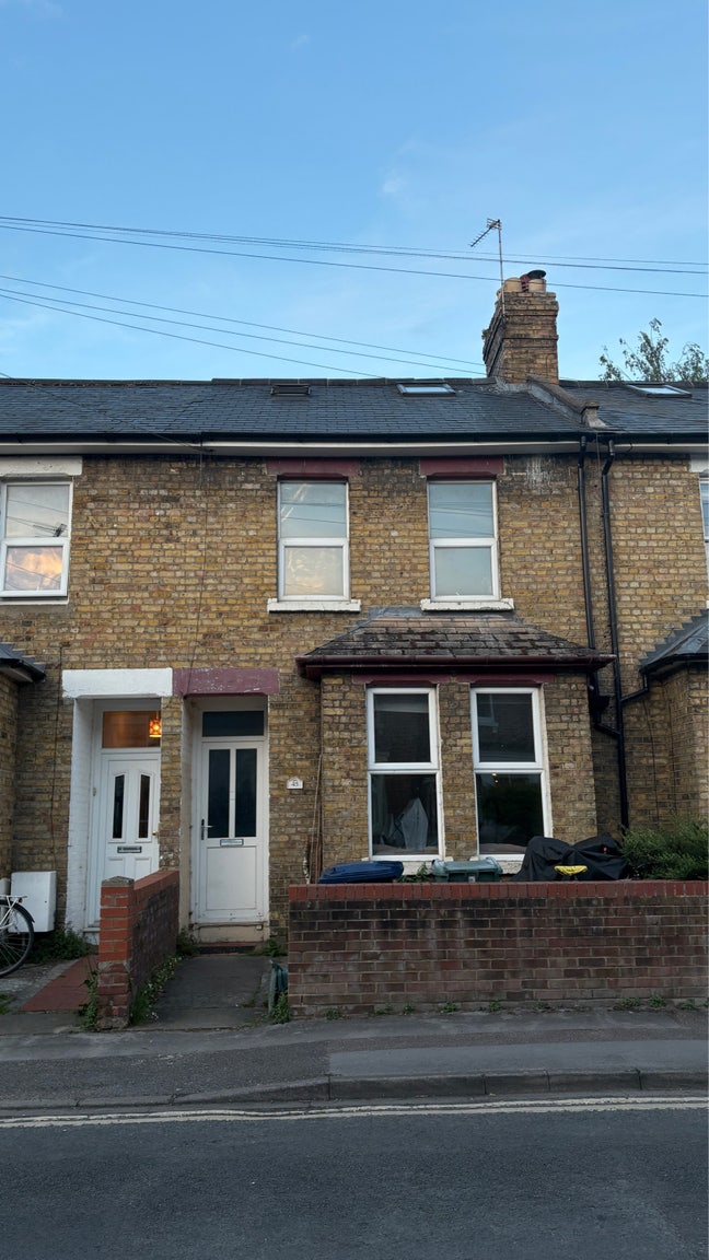 Large Double Bedroom 5 Mins from City Centre Main Photo