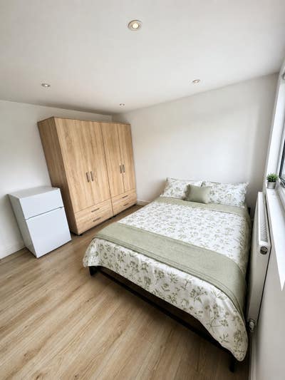 2 x Double Rooms in Tottenham to let 0 Deposit  Main Photo