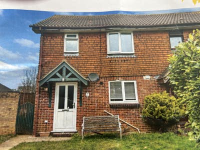 Trustworthy lodger /companion sought Main Photo