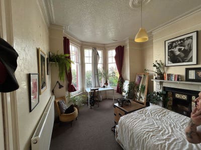 Large Furnished Double Room Available - Clapton Main Photo