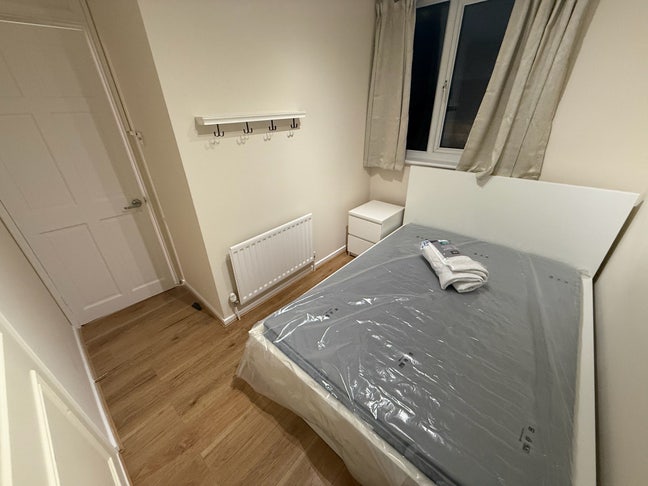 Beautiful Rooms Available – Priory Lane Main Photo