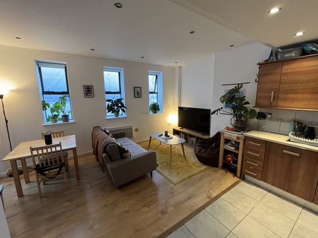 Cosy double room in whitechapel Main Photo