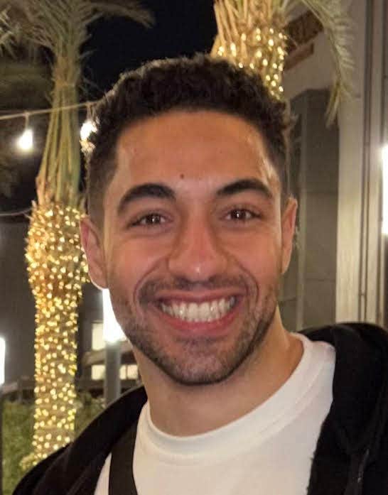 28M professional Main Photo