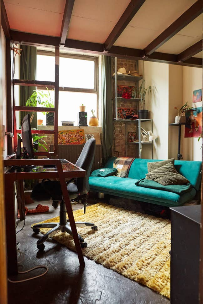 Double Room in Haggerston Warehouse E8 Main Photo