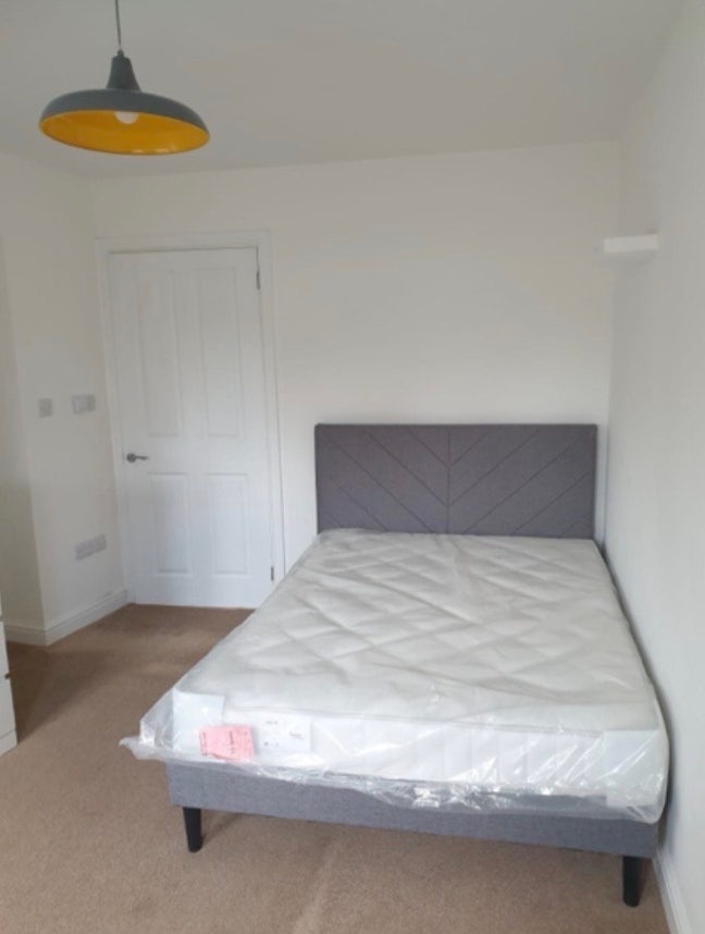 En-suite room  Main Photo
