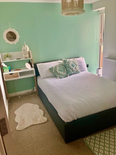 Double room near beach - &pound;675 incl. bills Main Photo