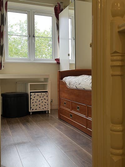 Single Room &pound;150 per Weeks in Canray Whart  Main Photo
