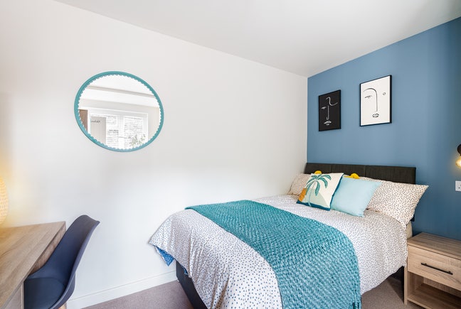 🏥  Near Jr📍 Bus Route to City 💫 En-Suite Room Main Photo