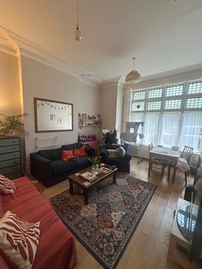 Bright double room in leafy Archway/Highgate (N6) Main Photo