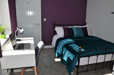 Fabulous House Share for Young Professionals Main Photo