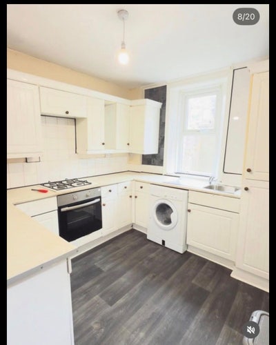 House share, tenancy takeover  Main Photo