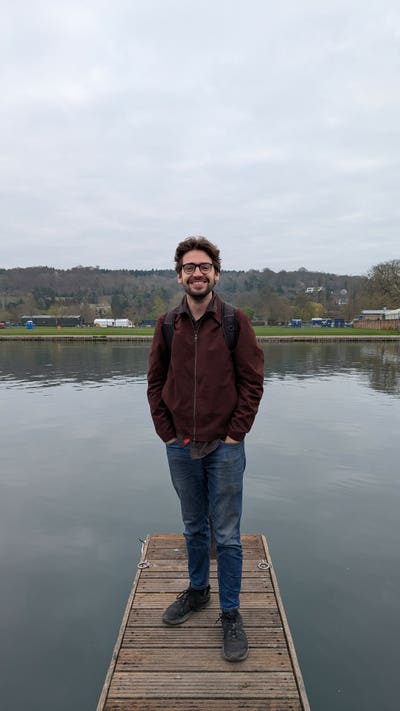Looking for somewhere to live :) Main Photo