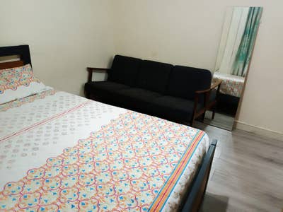 Double Room for Couple – IG1 1TG | Bills Included  Main Photo