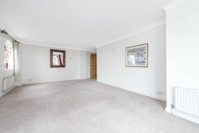 Two Great Size Bedrooms for Rent in Shared Home Main Photo