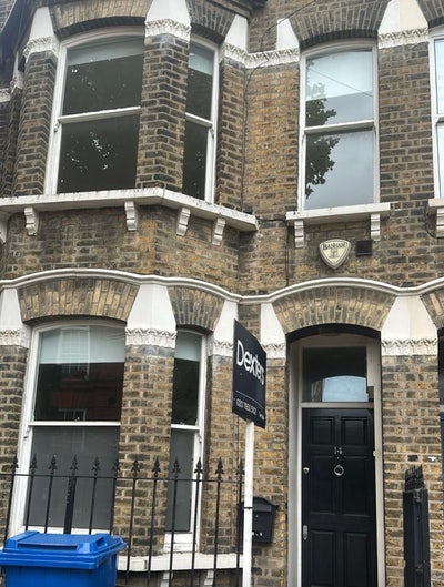 Bright double room to rent in girls house- SE1 Main Photo