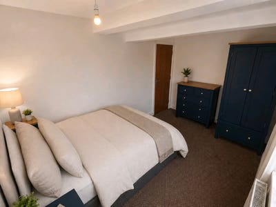 Room Available- In A Refurbished 5-Bed House Share Main Photo