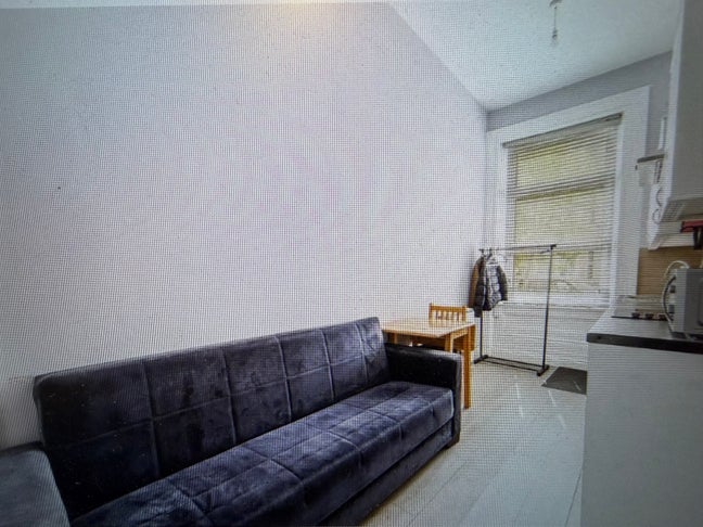 Includes Water 1st Floor 1 Bed Flat Open Plan  Main Photo