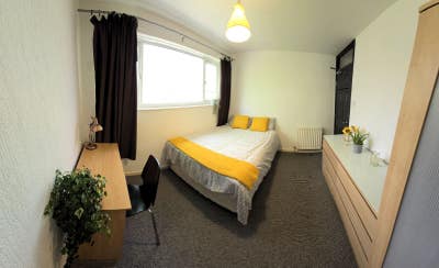 Furnished Room – &pound;560 Bills Inc – Heaton (NE6 1XW) Main Photo