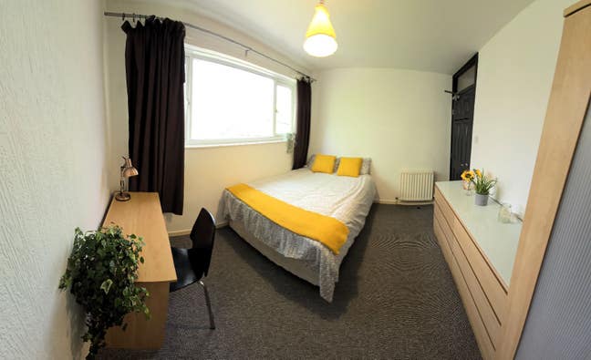 Furnished Room – &pound;560 Bills Inc – Heaton (NE6 1XW) Main Photo