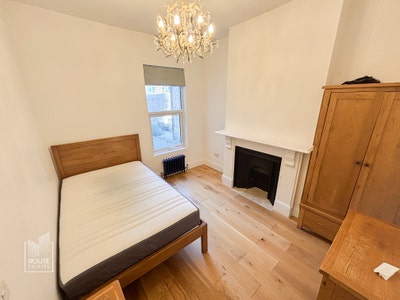 Large double room to rent in N16 Stoke Newington Main Photo
