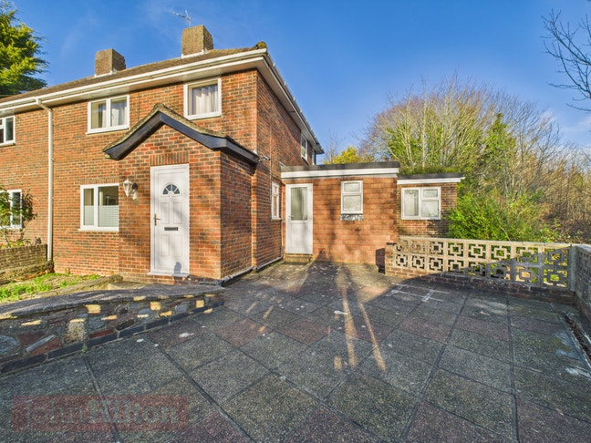 Must See Room Available in 6 Bed Property | Profes Main Photo