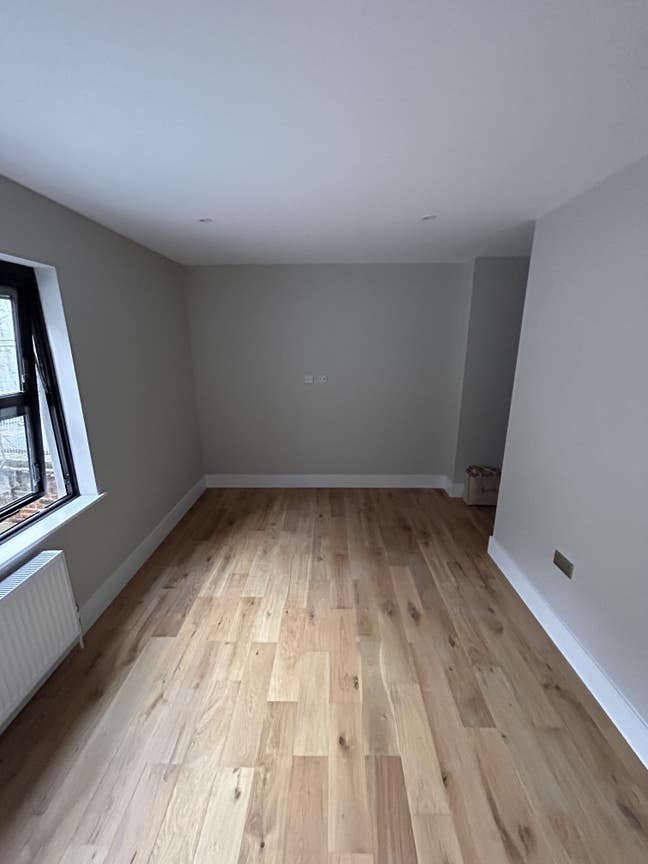 Double Bedroom W/ensuite Main Photo