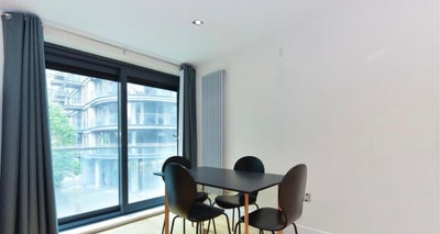 Canary Wharf Flatmate Needed  Main Photo