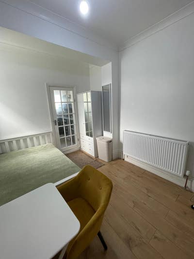 Studio room Main Photo