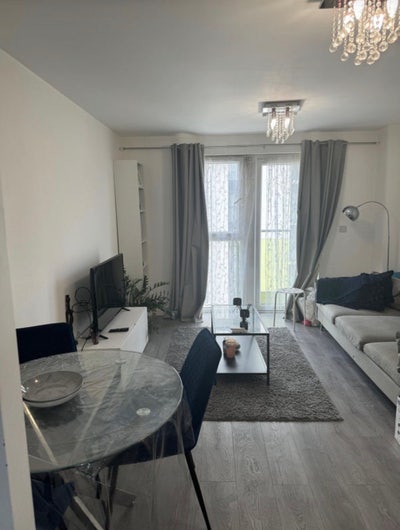 Modern Flat in Dagenham - All Bills Included Main Photo