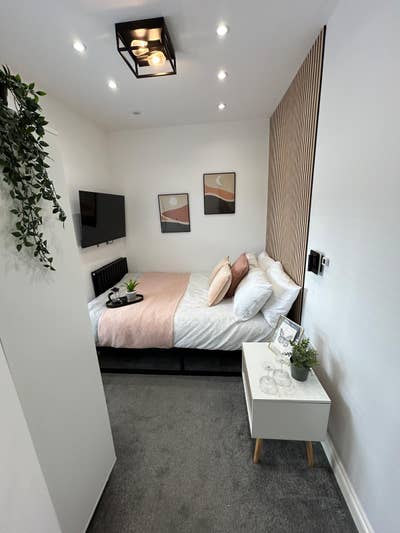 Stunning Double En-Suite Room Available in Rugby! Main Photo