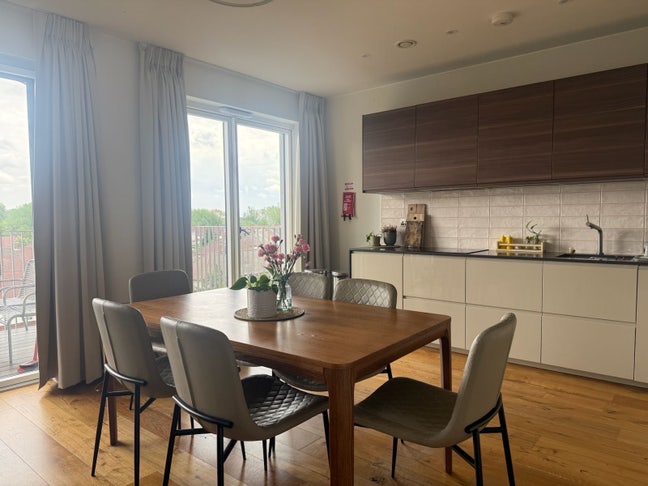 Newly Built Flat -  Bedroom Stratford Main Photo