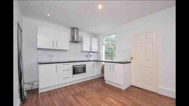 Large double room/all bills inc/Croydon London  Main Photo