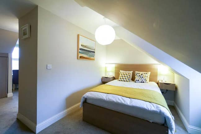 Double En-Suite Room - Viewing Recommended Main Photo