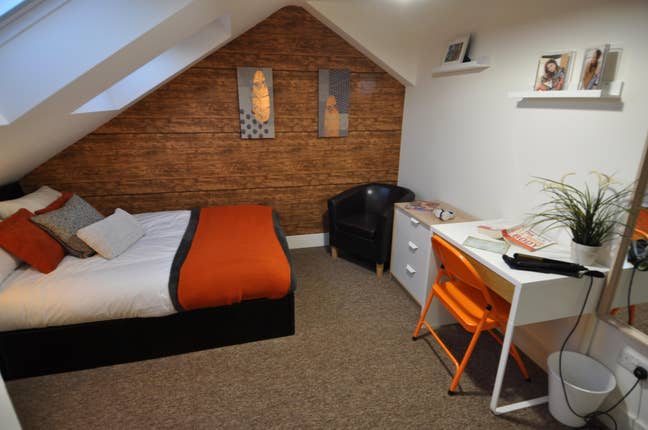 Double room in the centre of Watford! 🏡 Main Photo