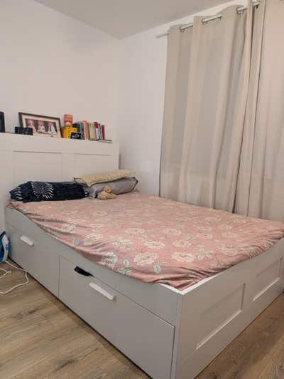 A Double Bed Room at Charlton SE7 8HN Main Photo