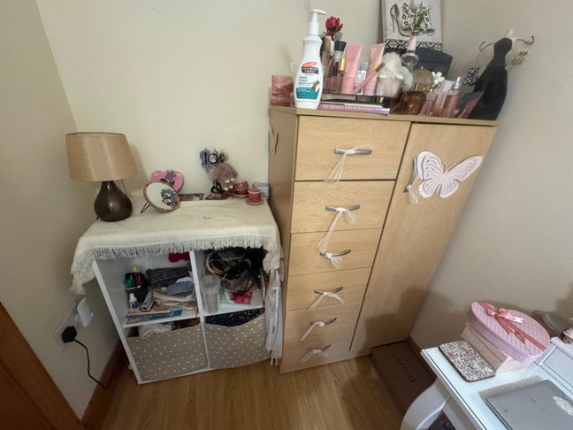 One bedroom available in three bedroom flat  Main Photo
