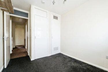 Single Room with all amenities available Main Photo