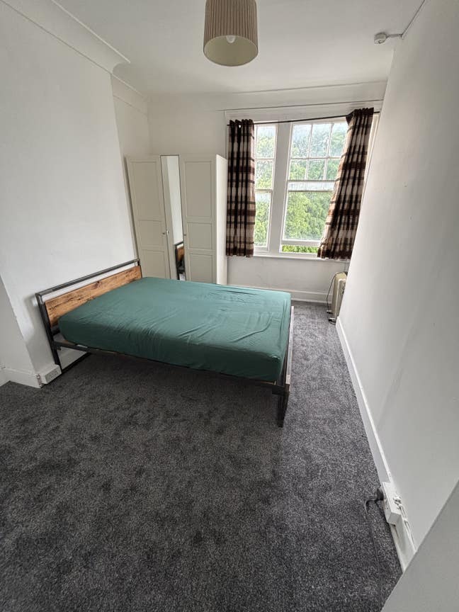 Double rooms available near north finchley  Main Photo