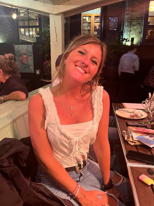 Looking for a female buddy up!  Main Photo