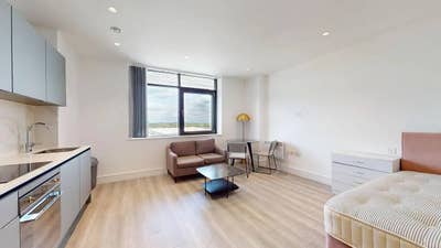 Newly built Studio G3 Main Photo
