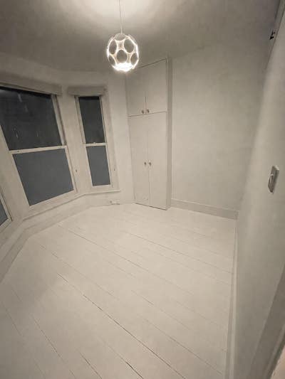 Lovely 2 bed flat in Queen’s Park Main Photo
