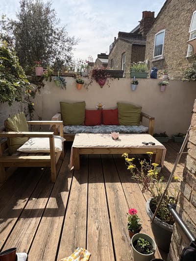 Lovely 2 bed flat in Queen’s Park-With a garden! Main Photo