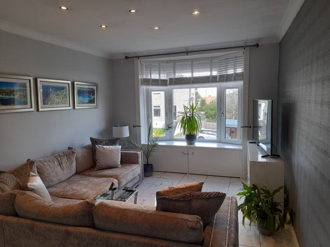 Beautiful Modern En-suite Double, Southside Main Photo