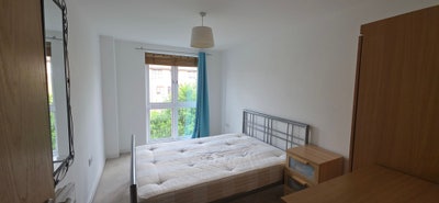 Double room available  from 4th July in Bow Main Photo