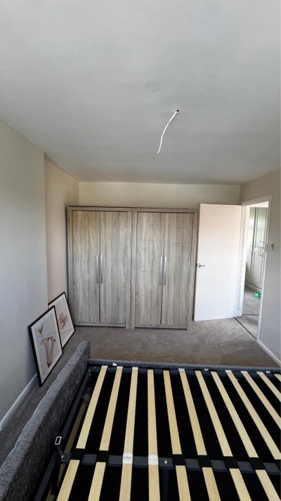 Spare Double Room to Rent – Quiet Home, Great Loca Main Photo