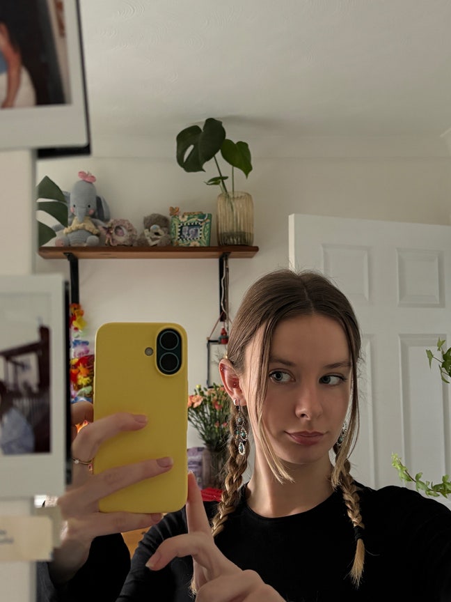 Looking for a room/a group looking for a house Main Photo