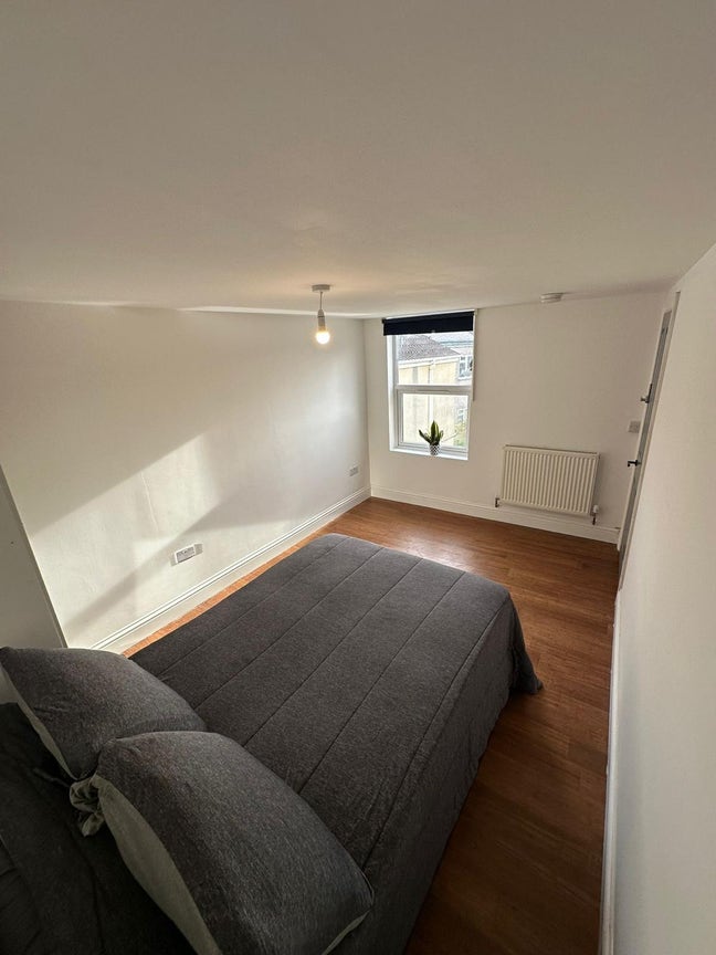 Staple hill - rooms for rent  Main Photo